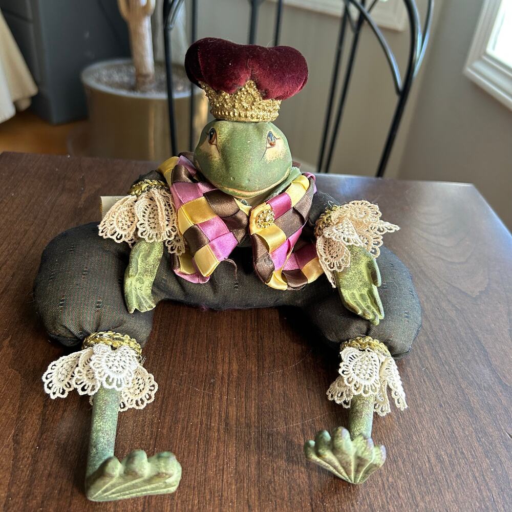 Katherine’s Collection Wayne Kleski Frog